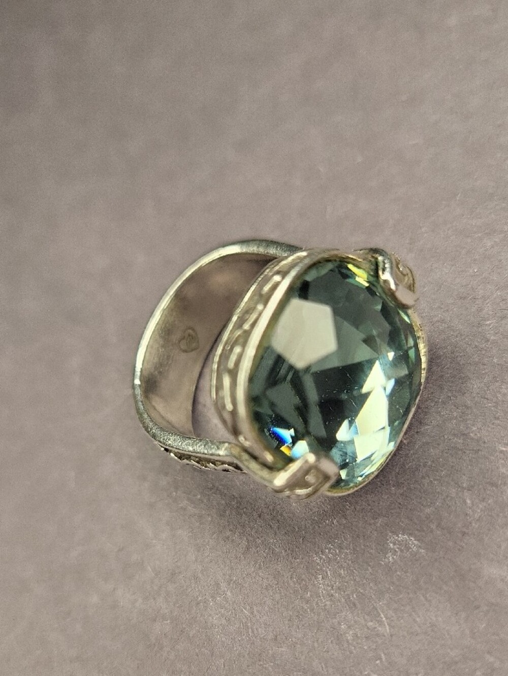 Brighton Silver Ring with Teal Green Faceted Gem - Picture 4 of 6